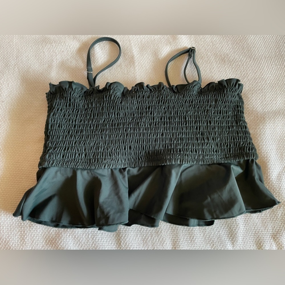 Bathing suit top and bottom - Picture 3 of 9